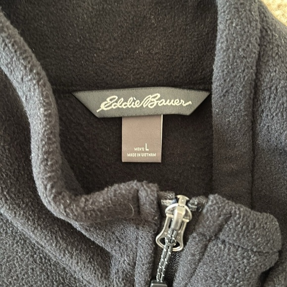 EUC Eddie Bauer Fleece Vest Size Lrg - Picture 2 of 5